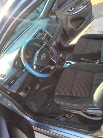 Venda TOYOTA YARIS DESPORTIVO