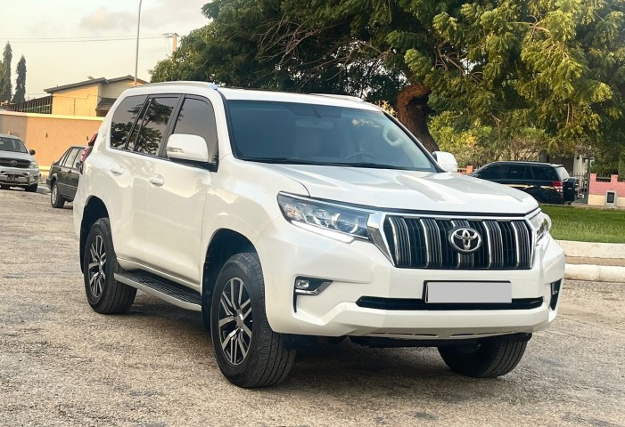 Venda TOYOTA LAND CRUISER (V6) | PRADO TXL