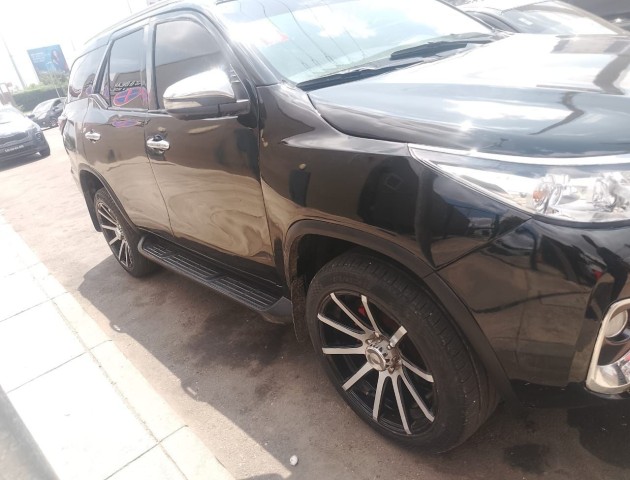 Venda TOYOTA FORTUNER | VVT