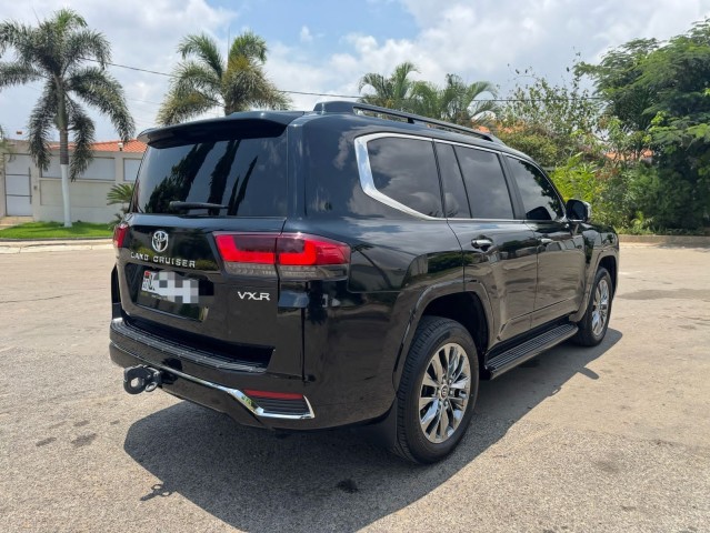 Venda TOYOTA LAND CRUISER VXR TWIN TURBO FULL OPTION 2023