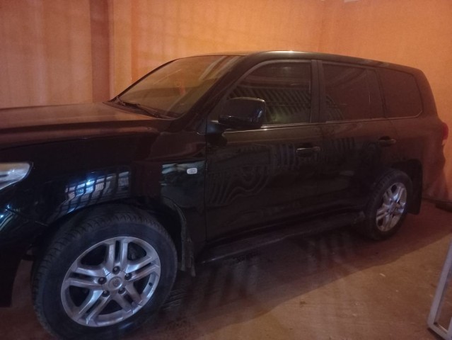 Venda LAND CRUISER V8