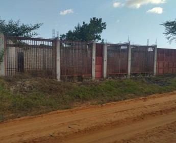 A venda OBRA COMERCIAL INACABADA
