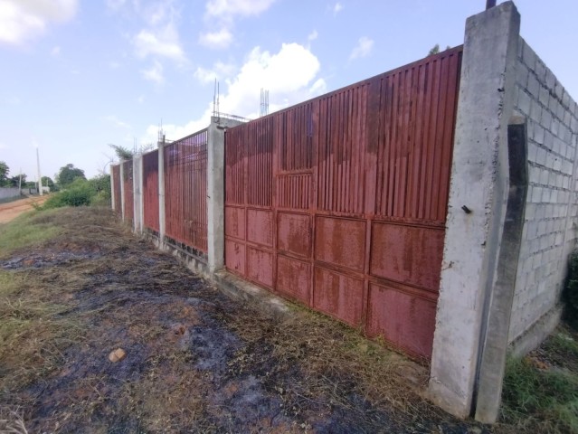 Venda OBRA COMERCIAL INACABADA