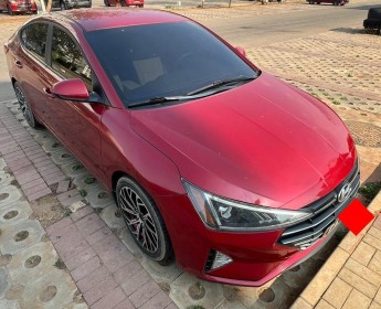 A venda Hyundai ELANTRA 2020