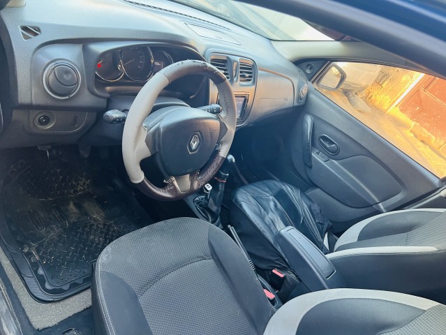 Venda Renault Sandero disponível