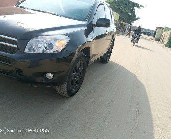 Comprar TOYOTA RAV4 3MODELO AMERICANO