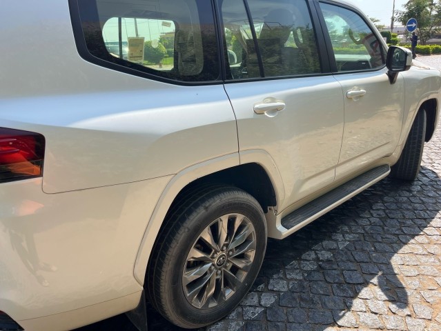 Venda Toyota Land Cruiser Twin Turbo GX Full Options
