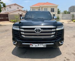 A venda TOYOTA LAND CRUISER VXR TWIN TURBO FULL OPTION 2023