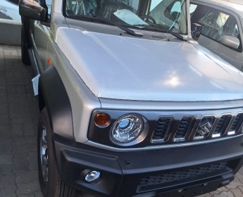 A venda SUZUKI JIMMY NOVO MODELO 5 PORTAS ZERO KM