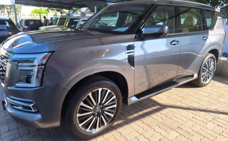 Venda NISSAN PATROL PLATINIUN ZERO KM FULL OPTION