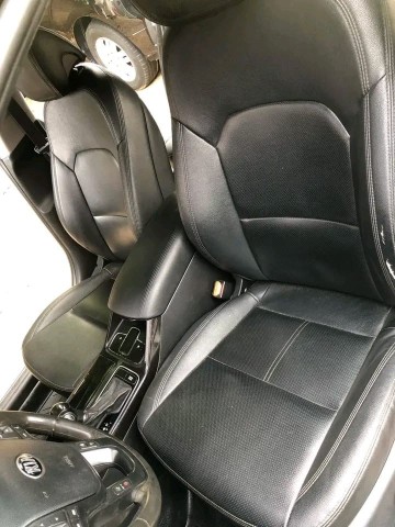 Venda Kia K7