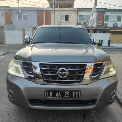 Venda NISSAN PATROL (PLATINUM)