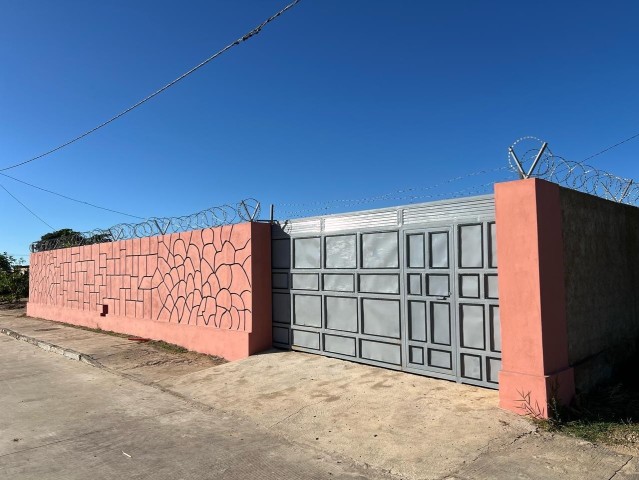 Venda Vivenda a venda No Lubango
