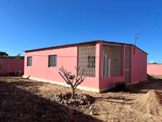 Venda Vivenda a venda No Lubango