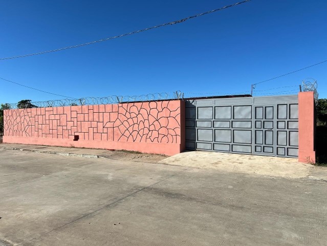 Venda Vivenda a venda No Lubango