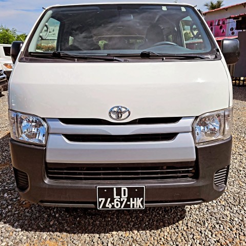 Venda Vende-se Toyota HiAce Quadradinho