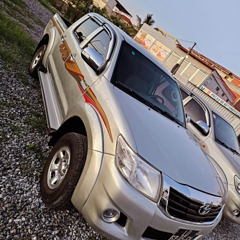 Venda Vende-se Toyota Hilux