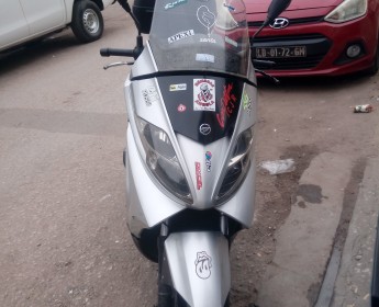 A venda Moto keeway Silverblade