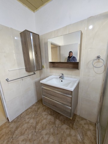 Venda Casa V3 Lubango