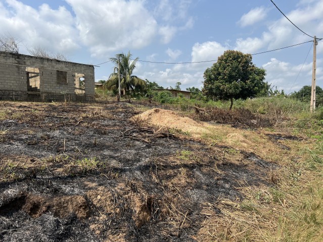 Venda Terreno com obra inacabada