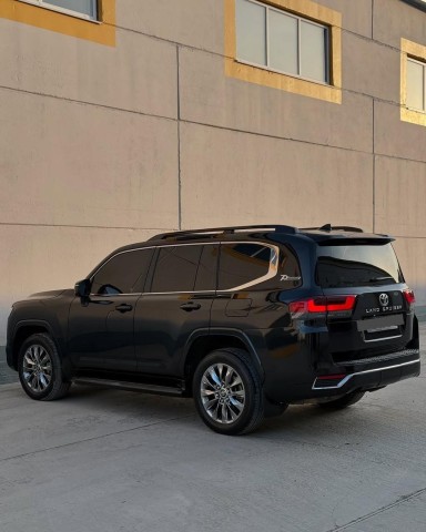 Venda Toyota Land Cruiser LC300 GXR Twin Turbo