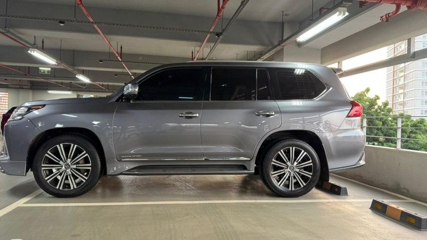 Venda Lexus Super Sport