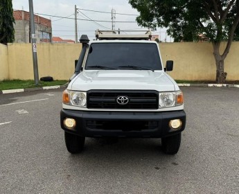 Comprar LAND CRUISER LX Executivo