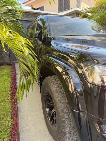 Venda Toyota Land Cruiser Twin Turbo - 2024