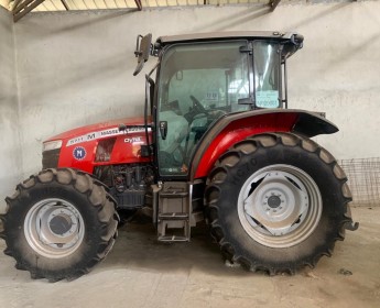 A venda Tractor novo - 2020