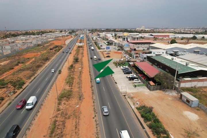 Venda Terreno de 20.000 m2 na via Expressa