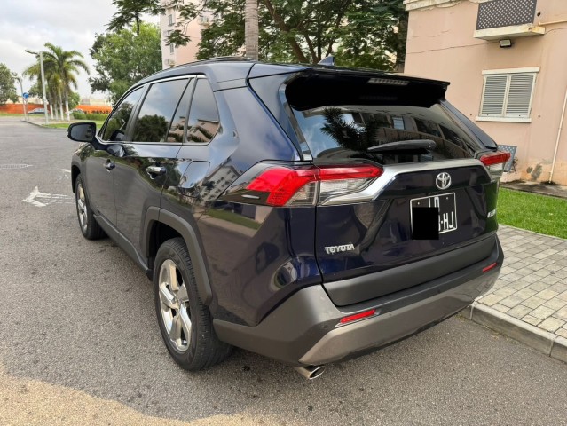 Venda TOYOTA RAV4