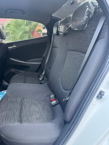 Venda HYUNDAI ACCENT