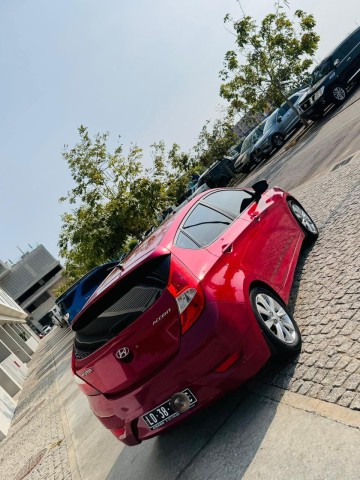 Venda HYUNDAI ACCENT