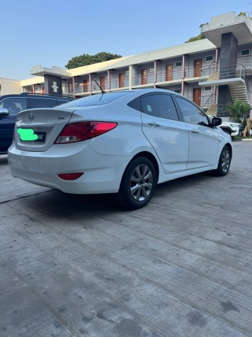 Venda HYUNDAI ACCENT