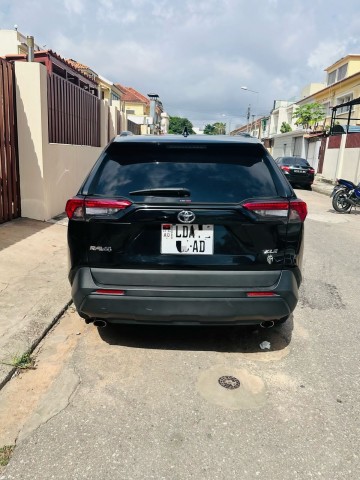 Venda TOYOTA RAV4