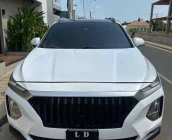 A venda HYUNDAI SANTA FE
