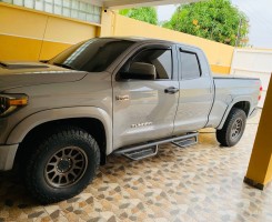 A venda TOYOTA TUNDRA 2018