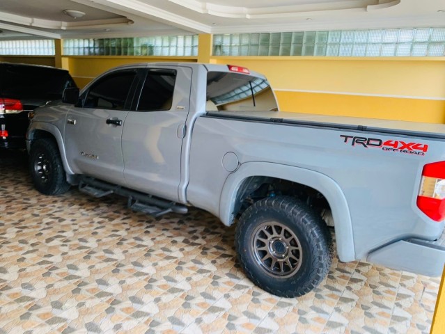 Venda TOYOTA TUNDRA 2018