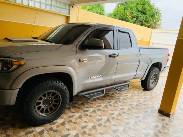 Venda TOYOTA TUNDRA 2018