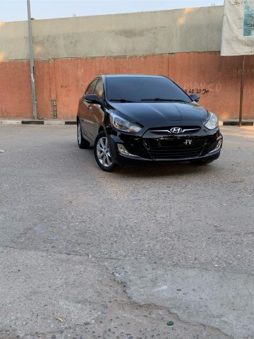 Venda HYUNDAI ACCENT