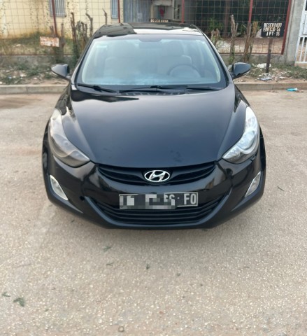 Venda HYUNDAI ELANTRA