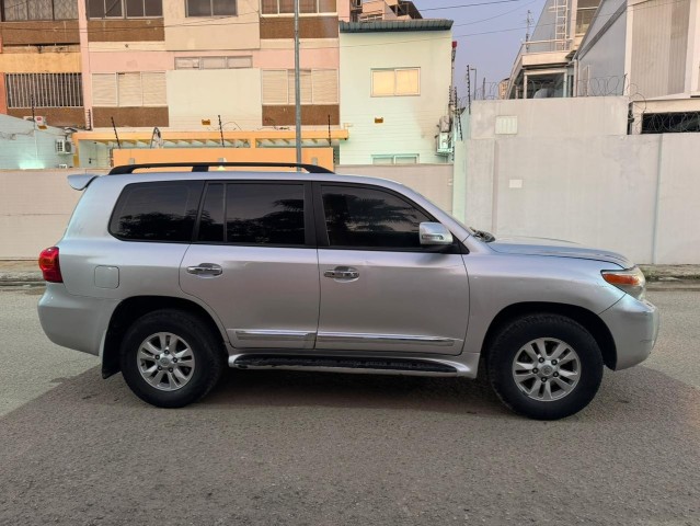 Venda TOYOTA LAND CRUISER | GXR