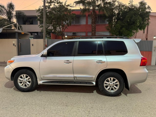Venda TOYOTA LAND CRUISER | GXR