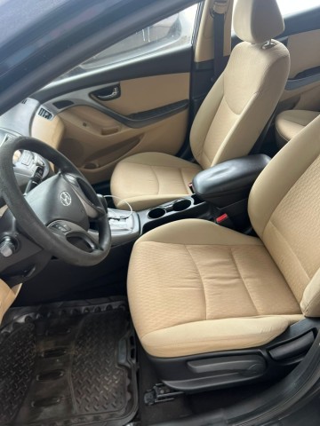 Venda HYUNDAI ELANTRA