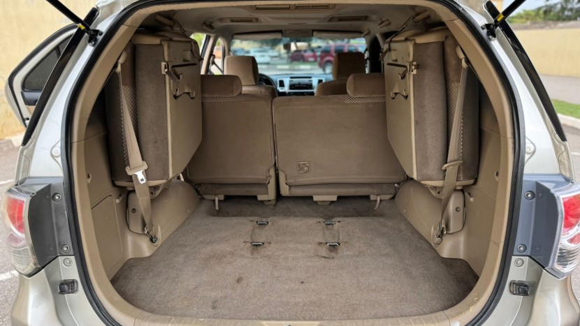 Venda TOYOTA FORTUNER