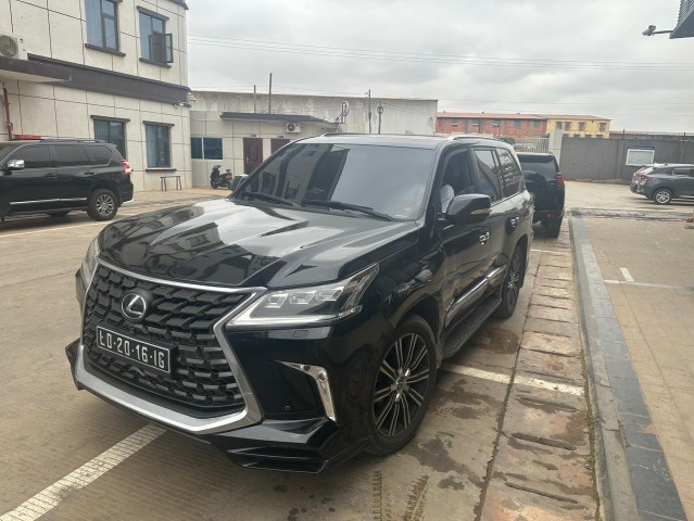 Venda LEXUS LX570 | SUPER SPORT