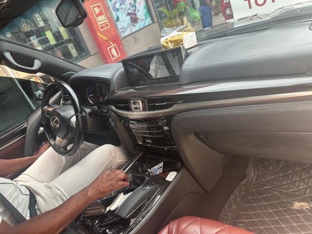 Venda LEXUS LX570 | SUPER SPORT