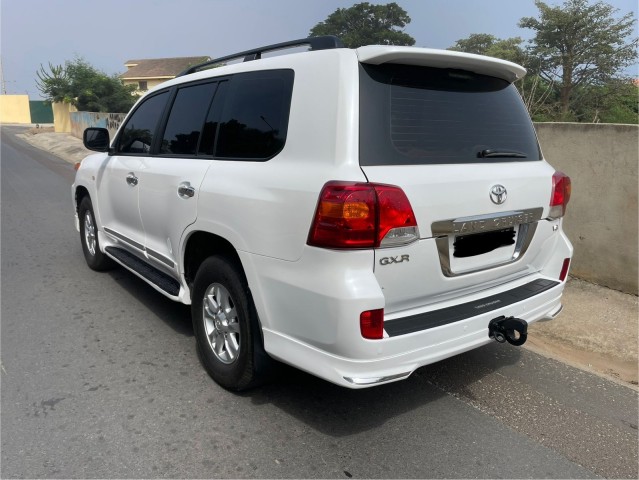 Venda TOYOTA LAND CRUISER (V6) | GXR