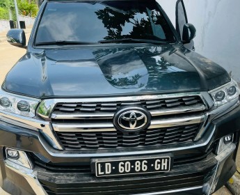 Comprar TOYOTA LAND CRUISER | VXR 2014