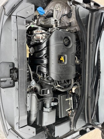 Venda HYUNDAI ELANTRA